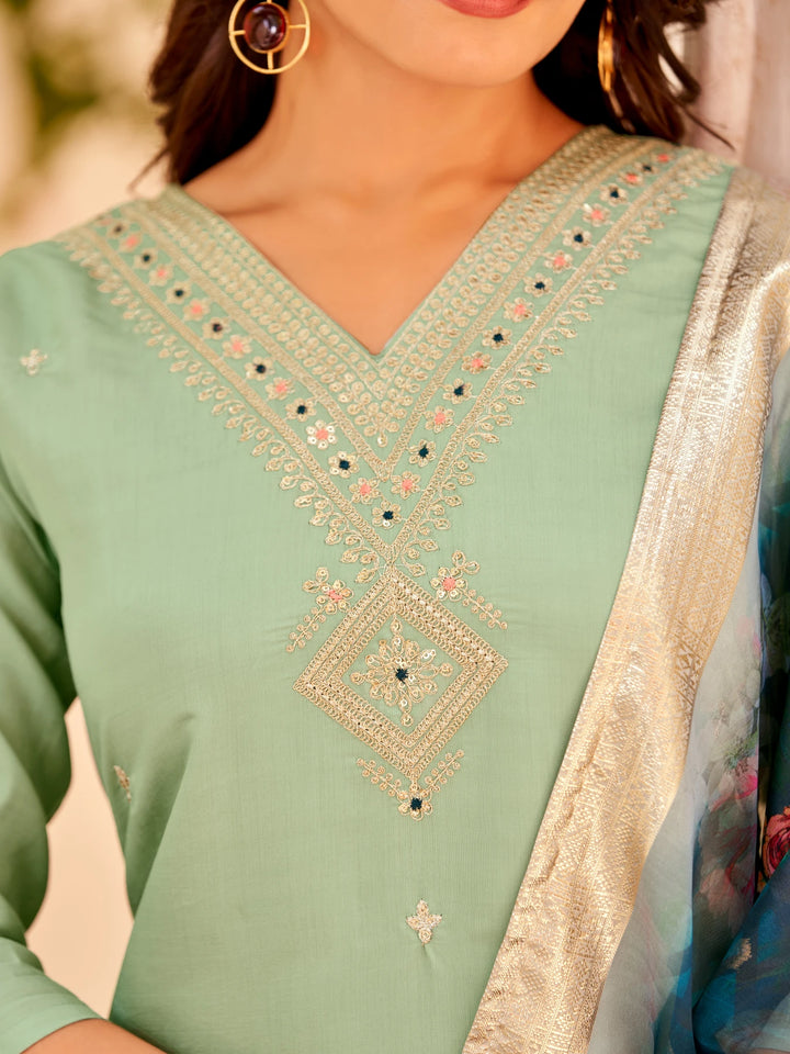 Classic Embroidered Chandari Kurta Set