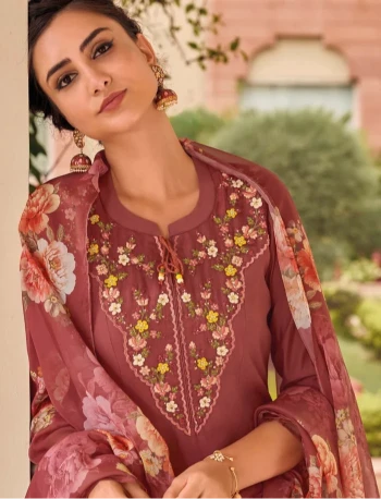 Embellished Chandari Kurta Set with embroidery work