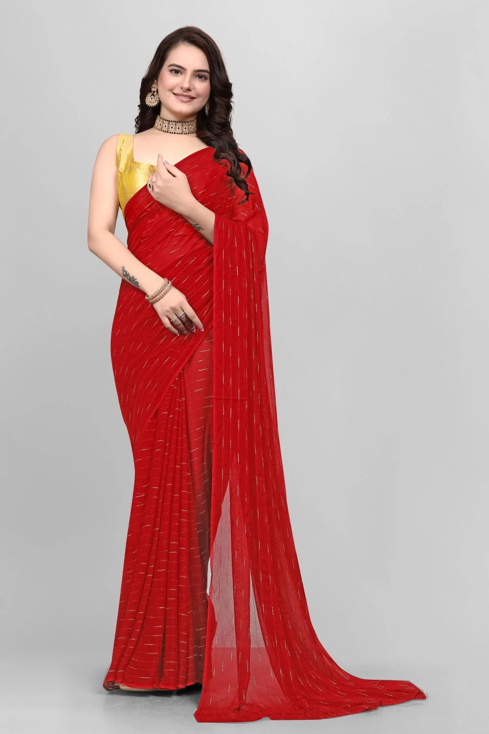 Elegant Solid Viscose Saree - Red